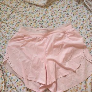 Lululemon Find Your Pace Shorts 3in, Size 2, Strawberry Milkshake
